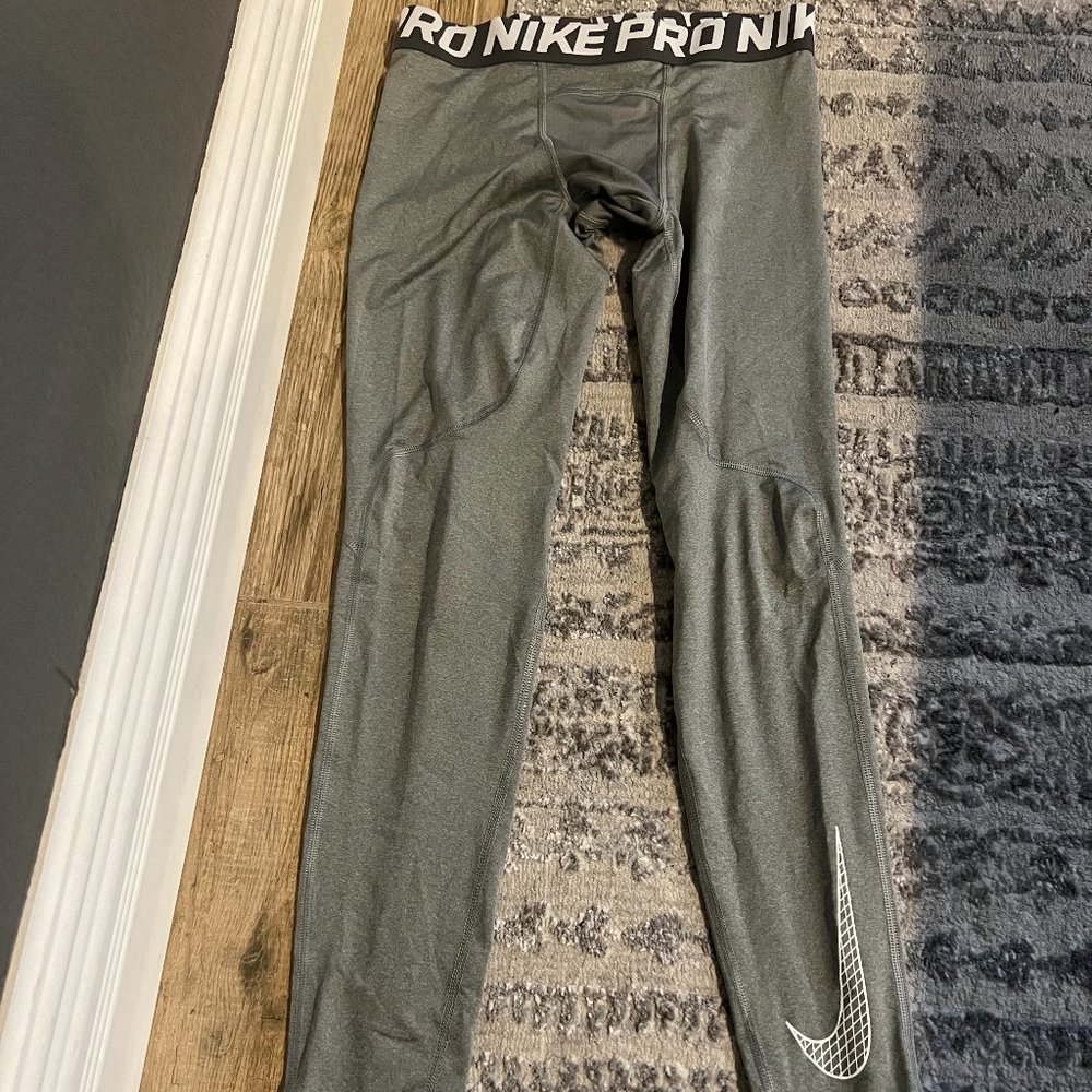 Boy's Youth Large Nike Pro Compression Tights